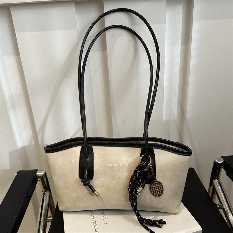 Coffee Equipment Travel Bag - 여성용 대용량 크레센트 백 블랙, 화이트,